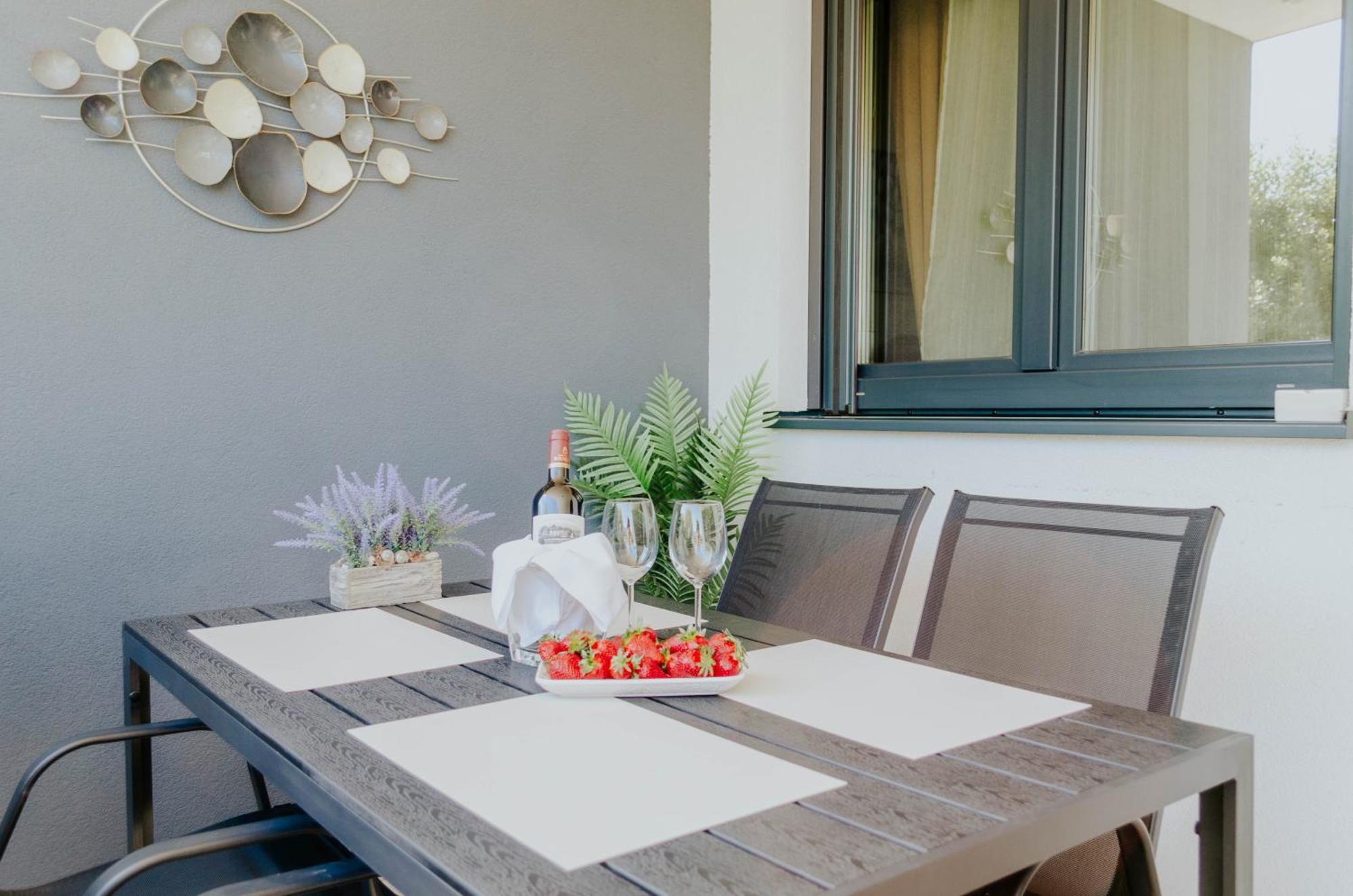 La Dolce Vita Apartment Trogir Buitenkant foto